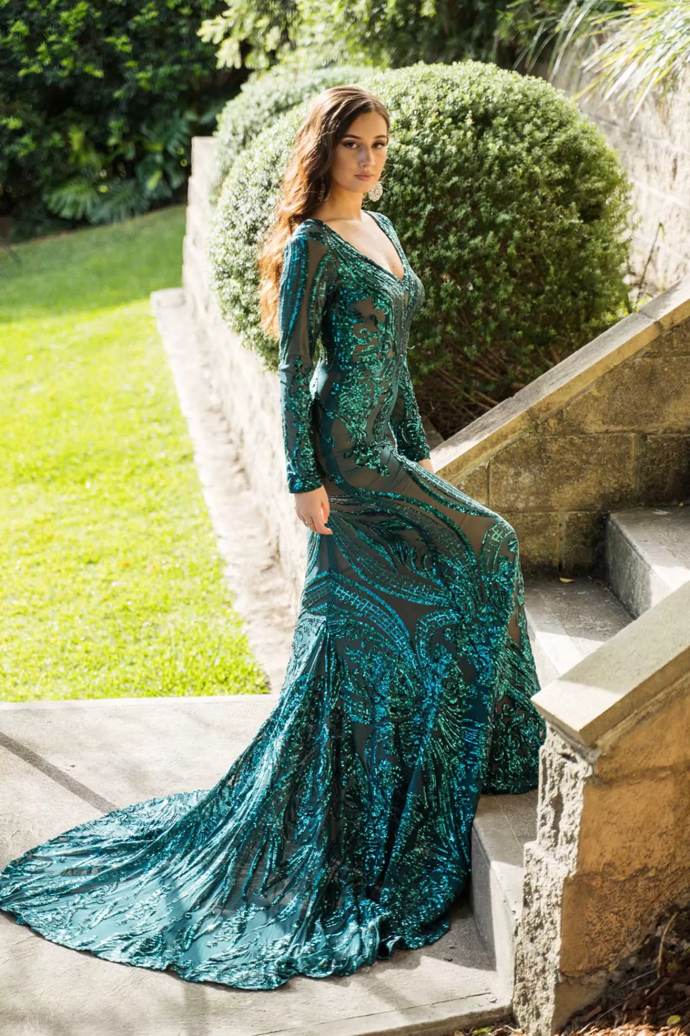 Women NBLUXE Dresses | Black Tie Dresses>Elena Long-Sleeve Pattern Sequin Gown - Emerald/Nude