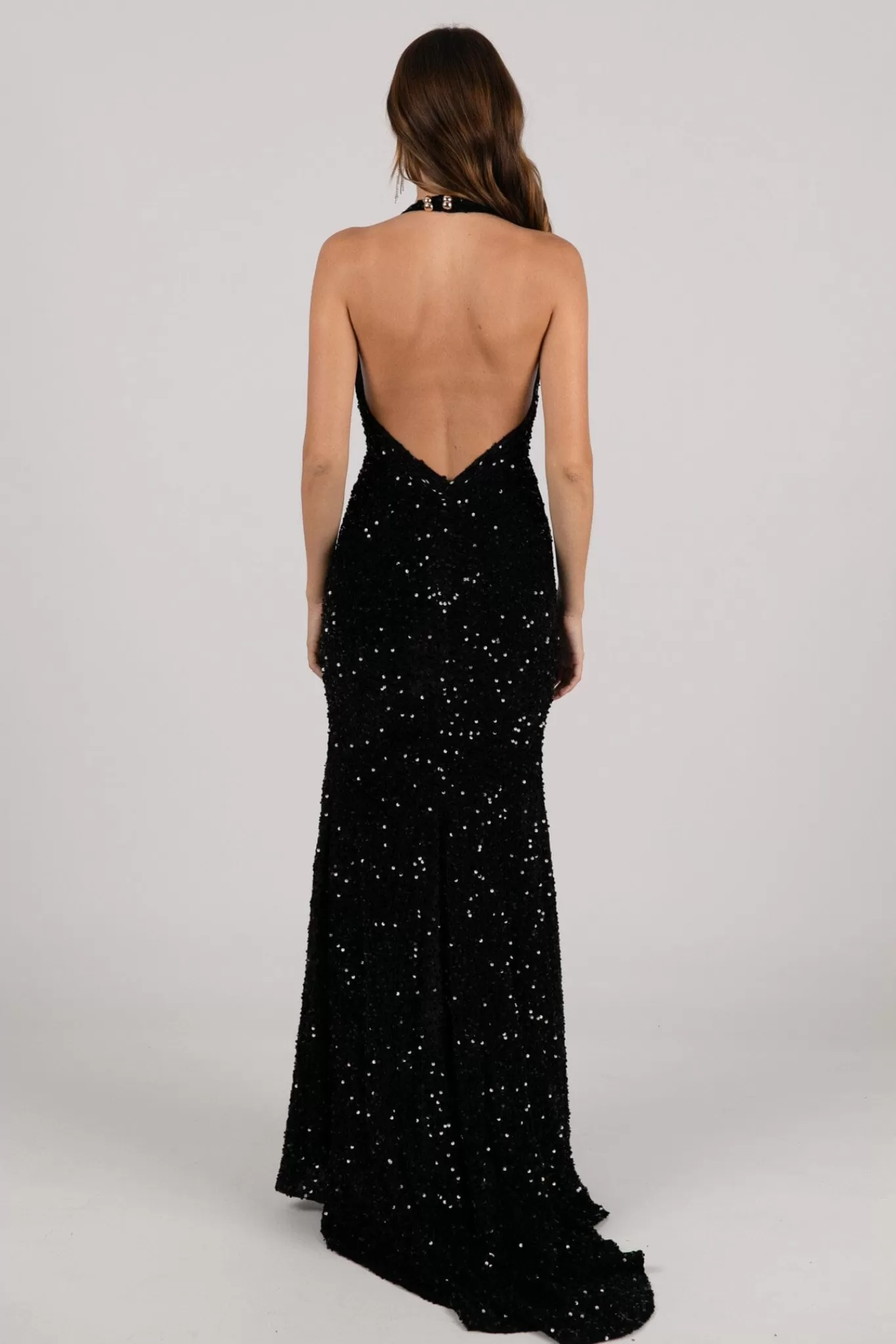 Women NBLUXE Dresses | Black Tie Dresses>KENDALL Halter Neck Velvet Sequin Gown - Black