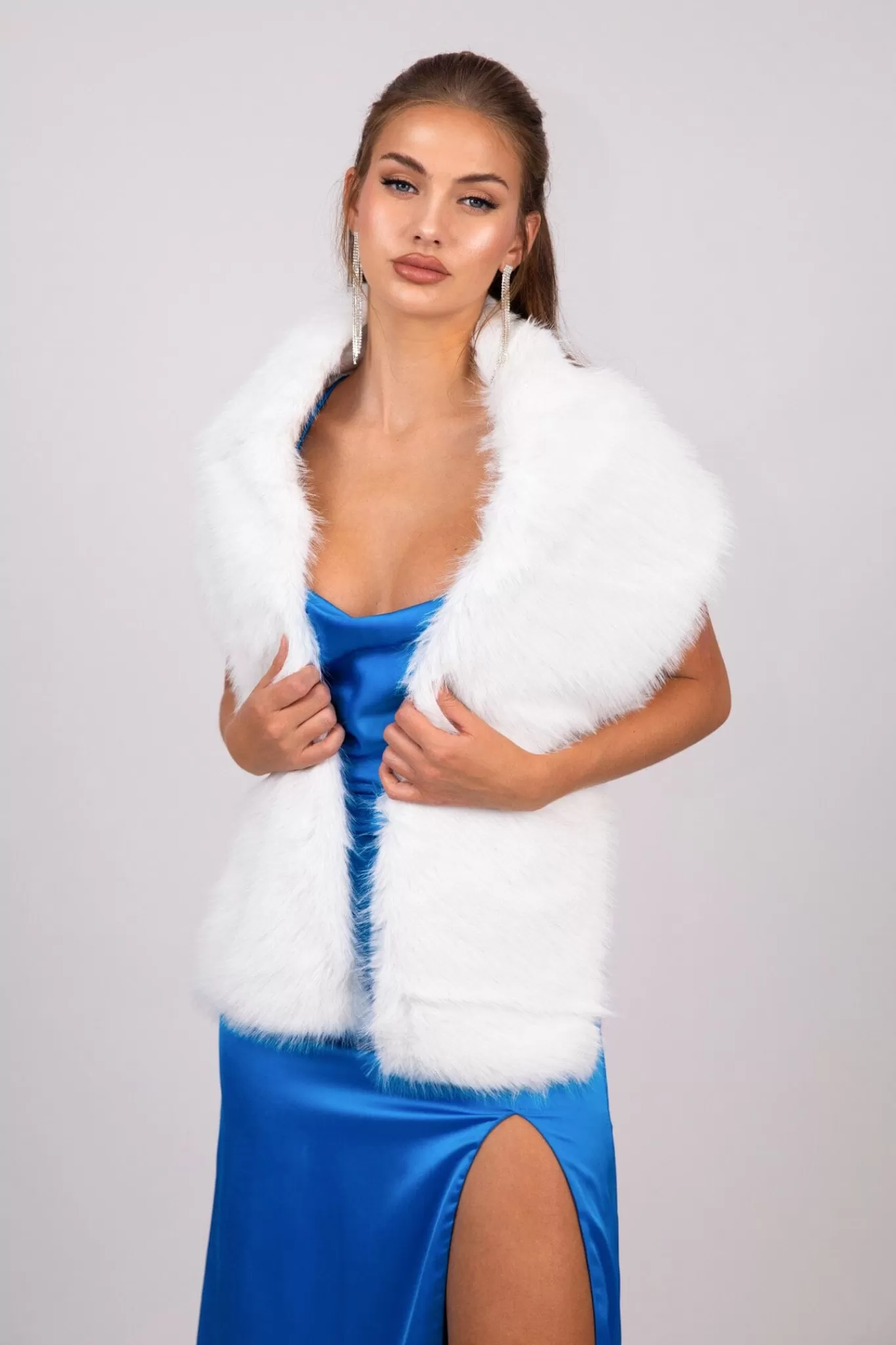 Women Hot Pink Outerwear | Wedding Dresses>Marcella Faux Fur Shawl - White