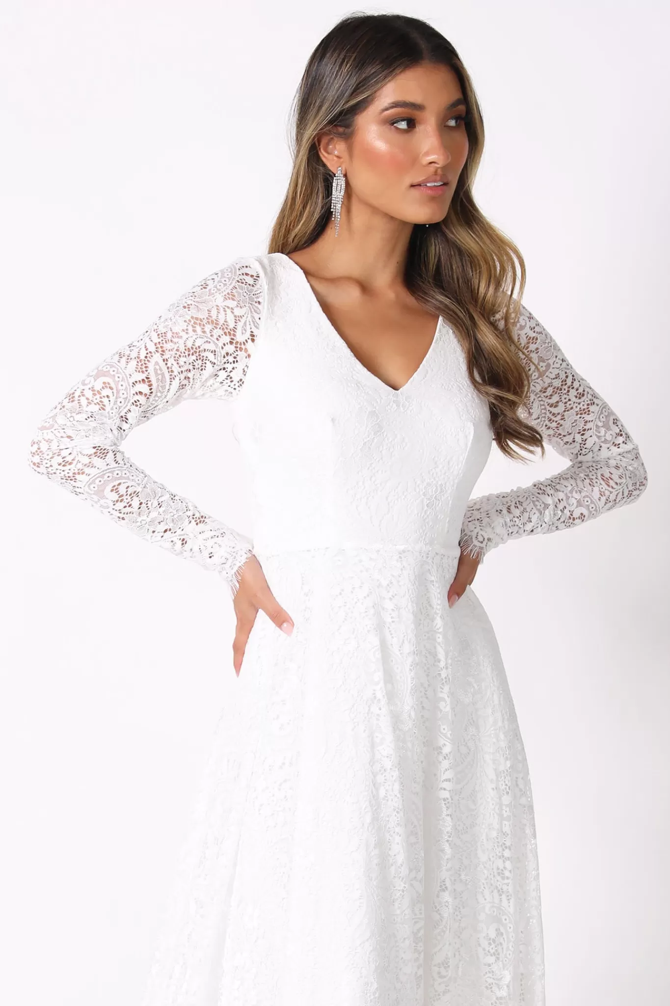 Women NBLUXE Dresses | Lace Dresses>NISHA Long Sleeve A-Line Lace Gown - White